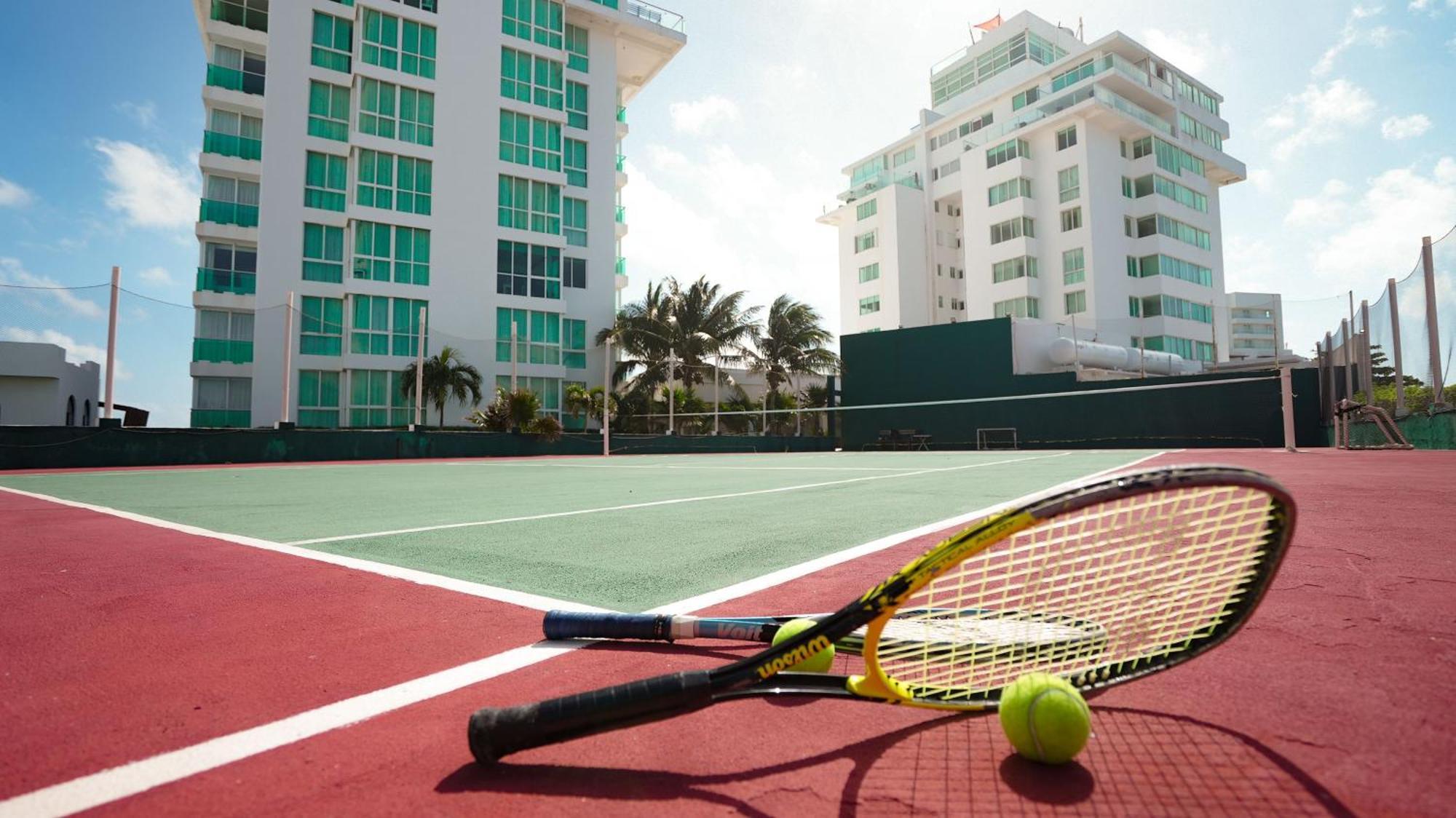 Oleo Cancun Playa All Inclusive Resort Exterior photo