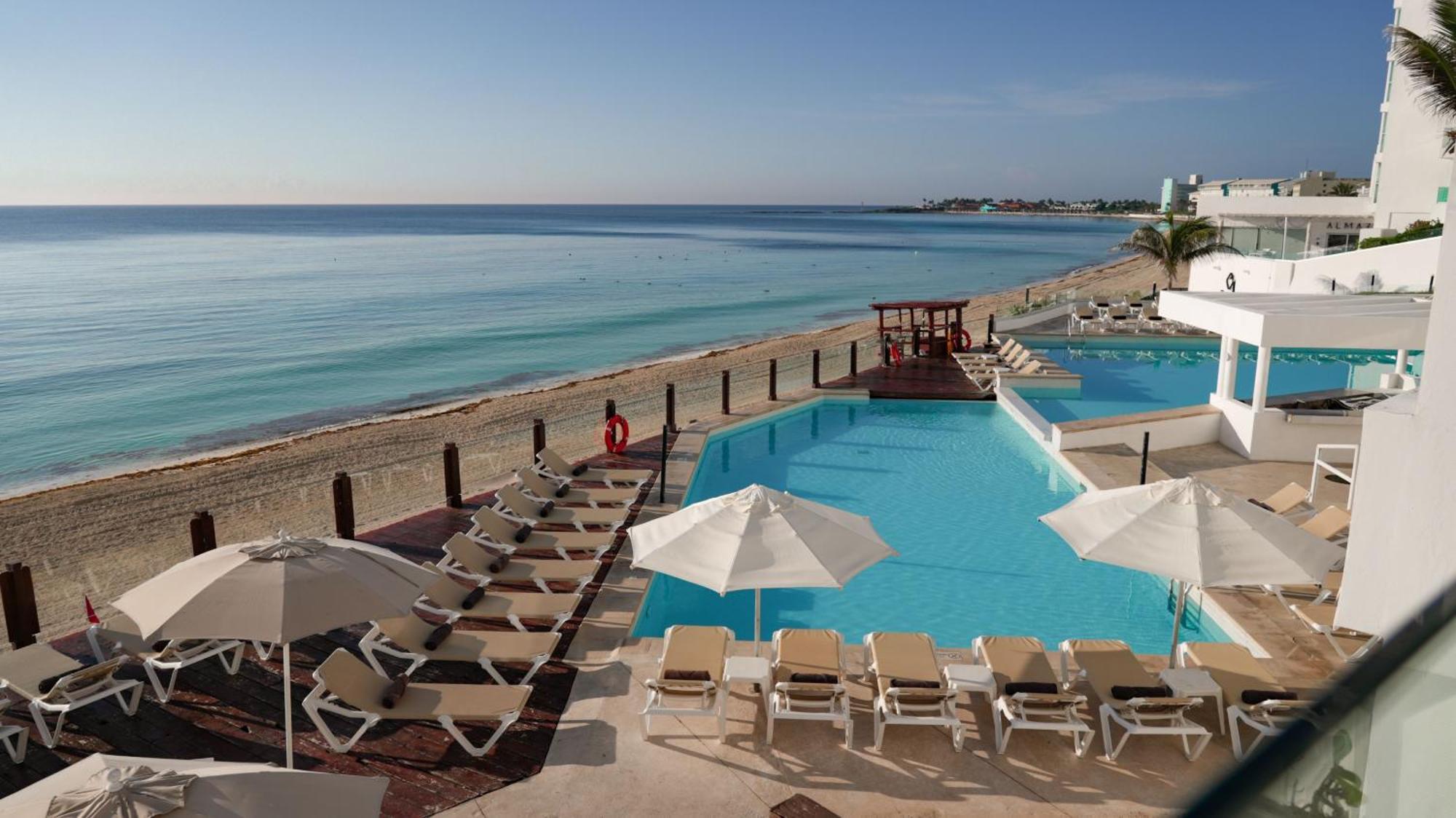 Oleo Cancun Playa All Inclusive Resort Exterior photo